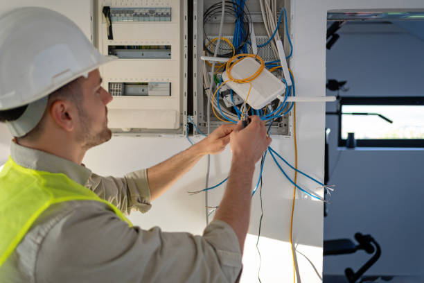 Best Circuit Breaker Repair  in Pecatonica, IL